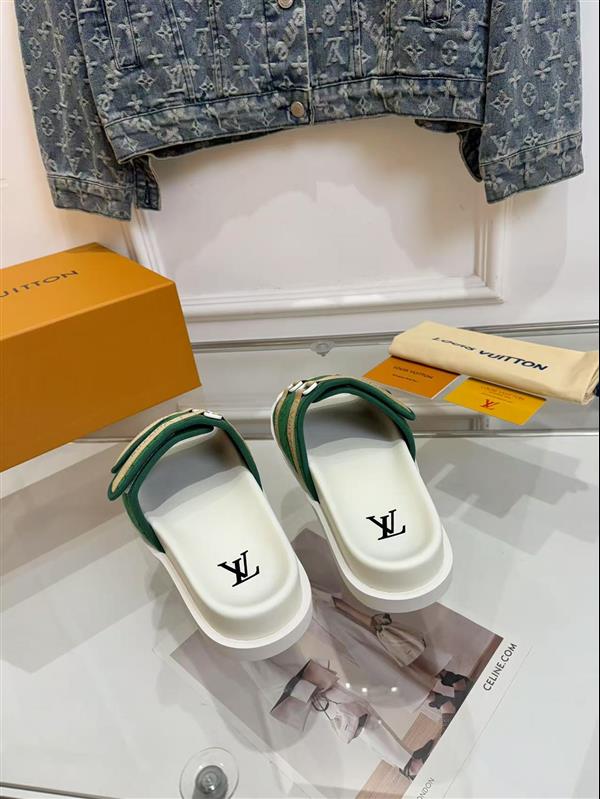 20251128184544403 210